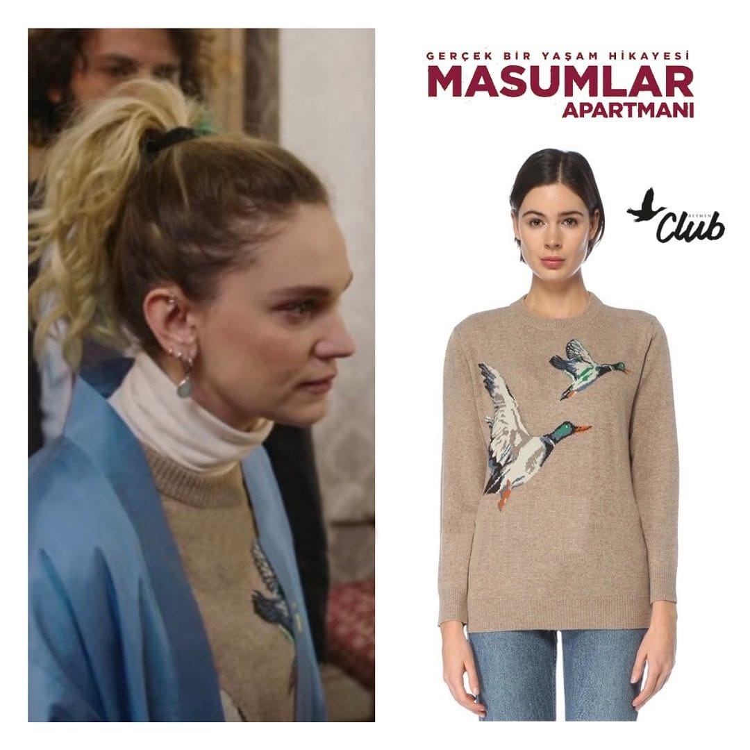 Duck-Patterned Sweater Worn By Farah Zeynep Abdullah