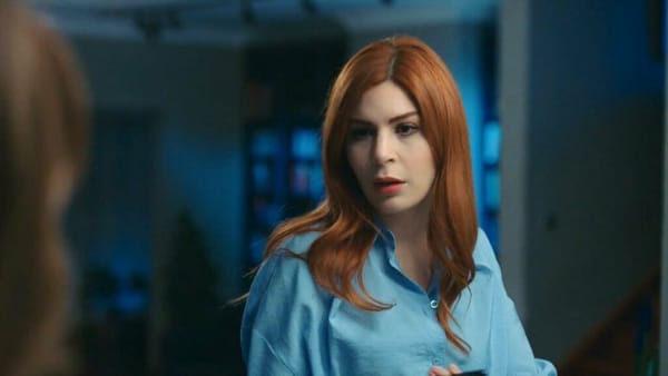 Light Blue Shirt Worn By Yeliz Kuvancı