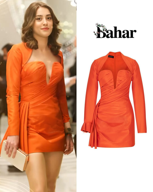 The Orange Dress Worn By Nil Sude Albayrak